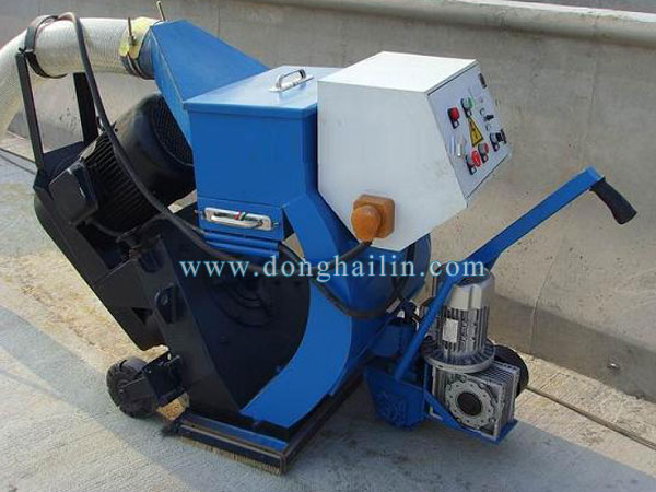 Movable shot blasting machine