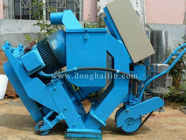 Movable shot blasting machine